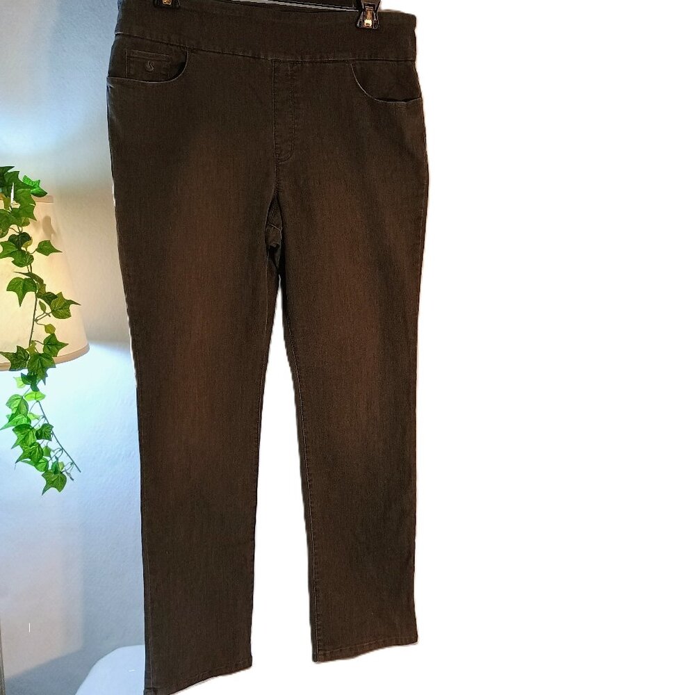 Straight Leg Pull-On Women's Jeans - Gray